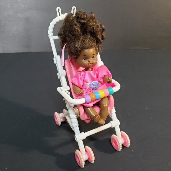 Vintage 90s Barbie Strollin Fun Baby Kelly Doll in Stroller African American - Picture 2 of 8